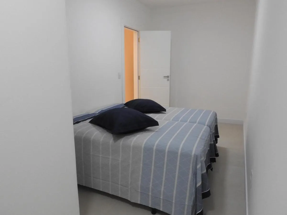 Apartamento Em Bombinhas 0*,